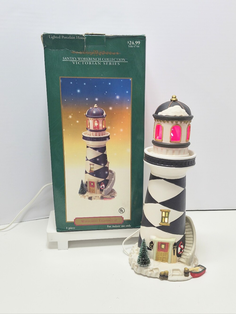 Santa's Workbench collection wave crest Victorian light house
